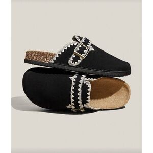 NWOT black + white slip-on cork clogs